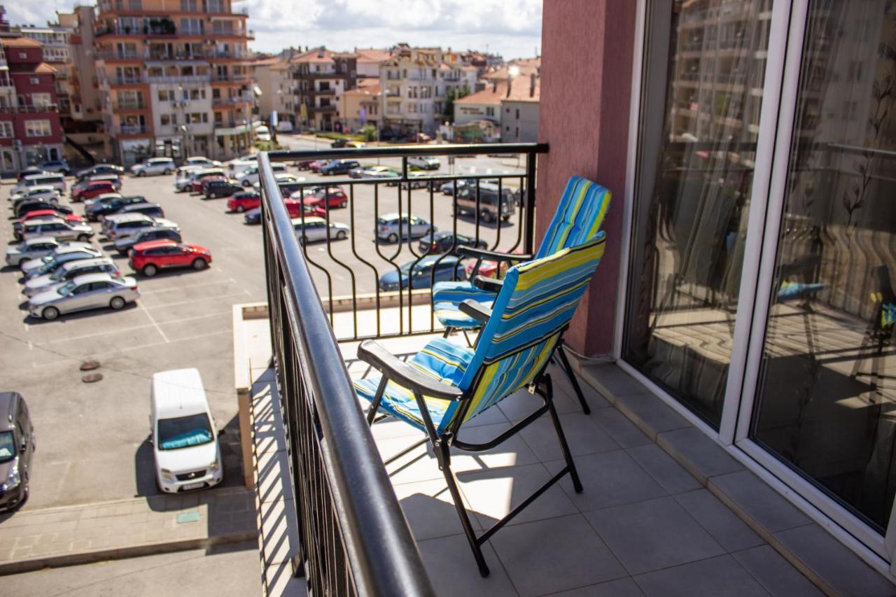 Central Couple Studio Pomorie Exterior foto