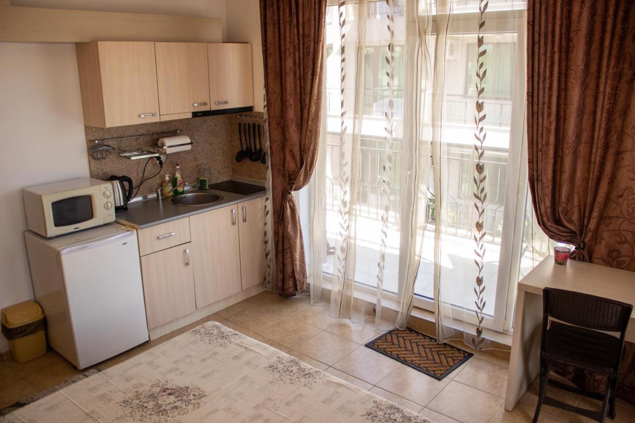Central Couple Studio Pomorie Exterior foto